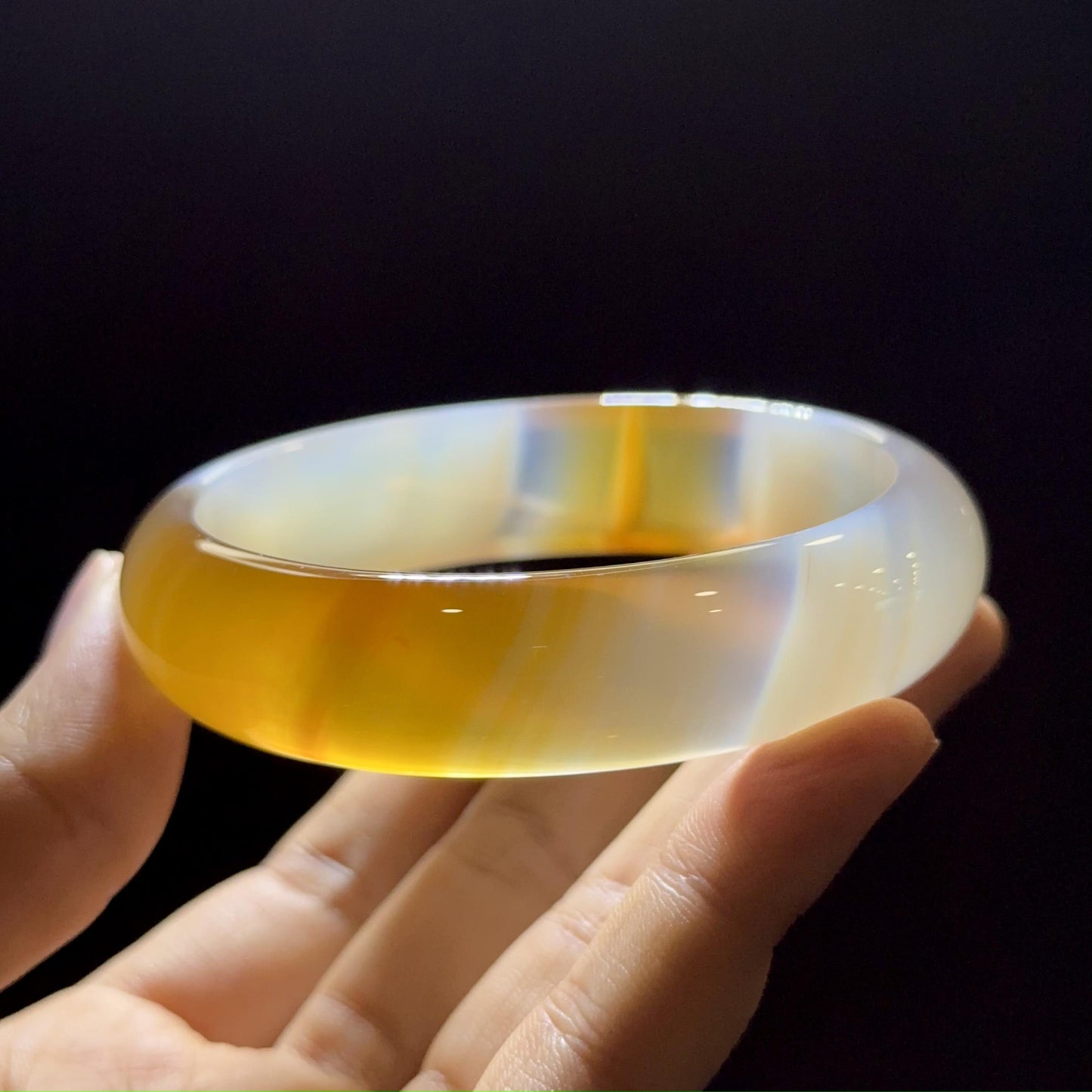 Natural Agate Honey Colour Bangle Leaf Style Size 61 mm