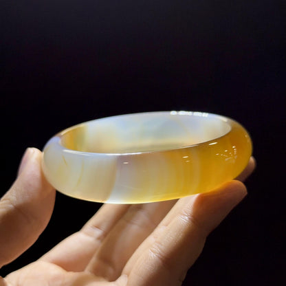 Natural Agate Honey Colour Bangle Leaf Style Size 61 mm
