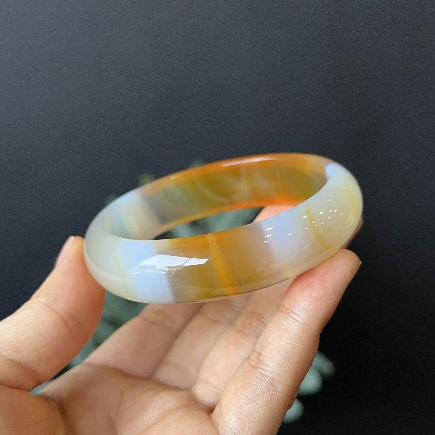Natural Agate Honey Colour Bangle Leaf Style Size 61 mm