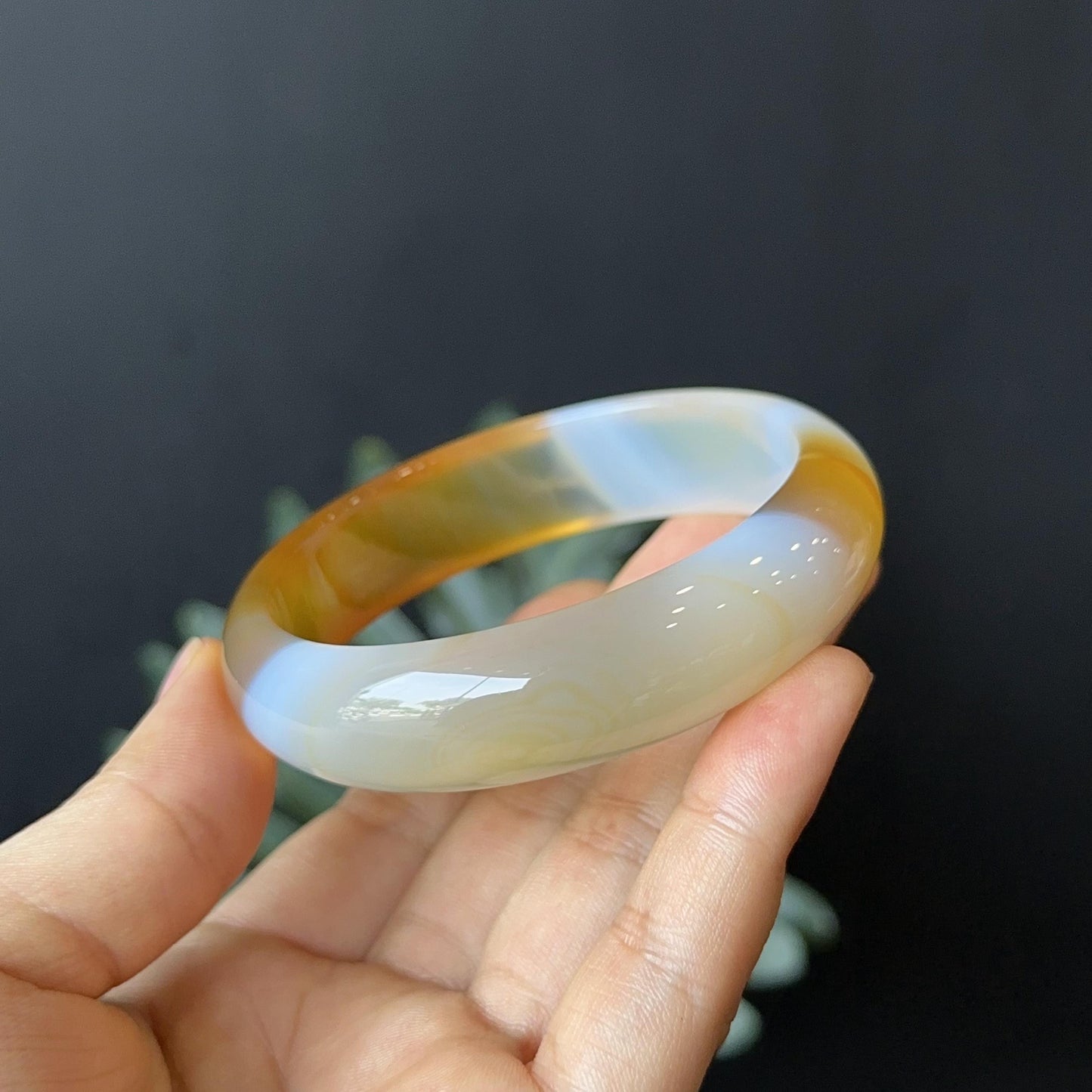 Natural Agate Honey Colour Bangle Leaf Style Size 61 mm