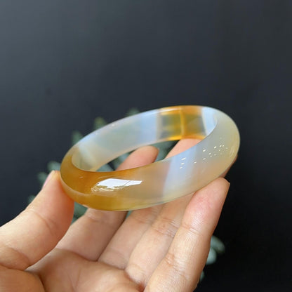 Natural Agate Honey Colour Bangle Leaf Style Size 61 mm