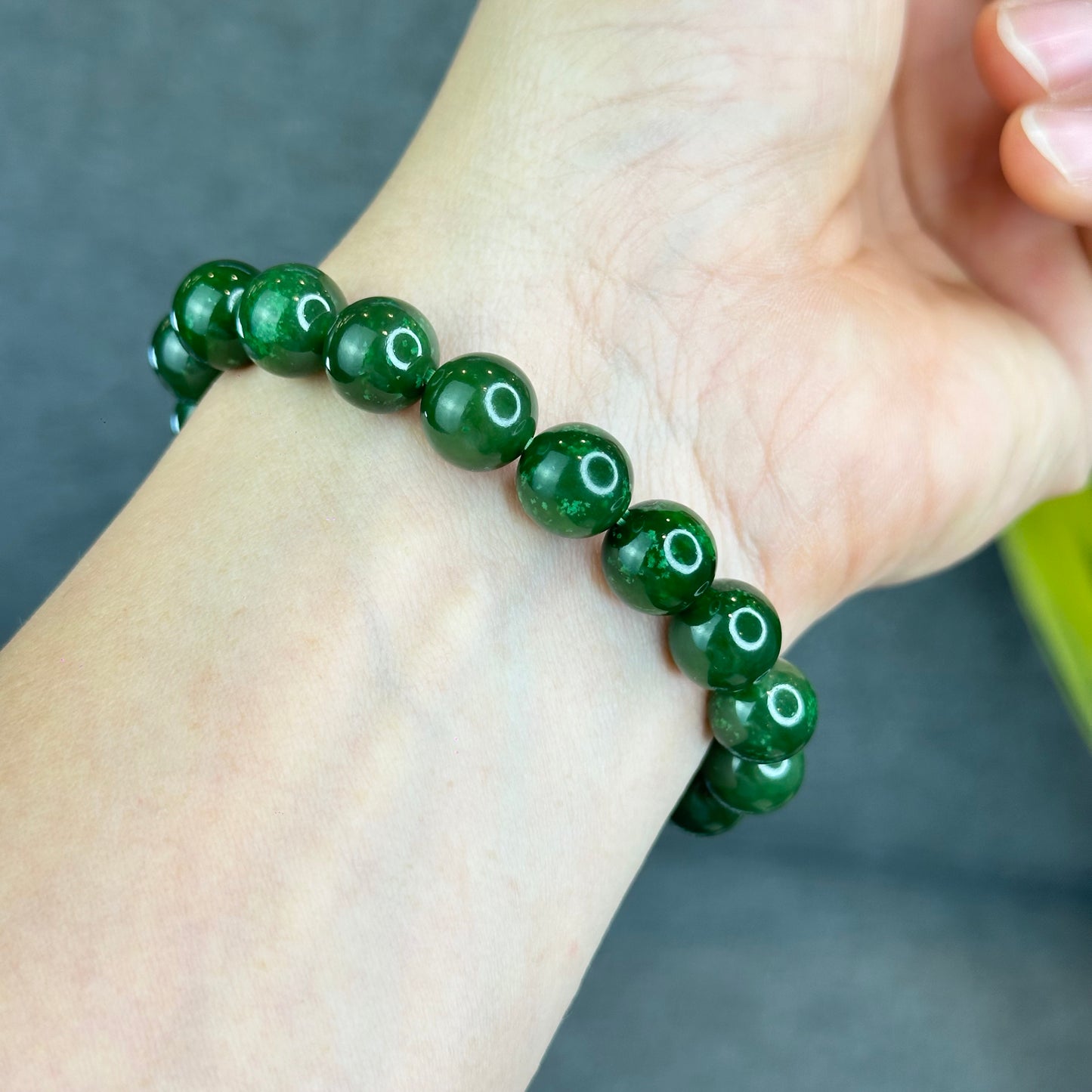 Natural Nephrite Jade Bracelet Size 10 mm - High Quality