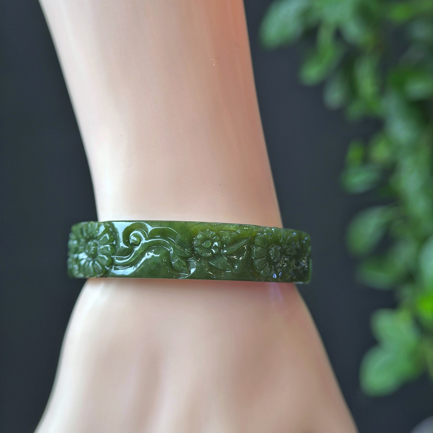 Flower Carving Natural Nephrite Jade VIP Bangle Square Style Size 52 mm