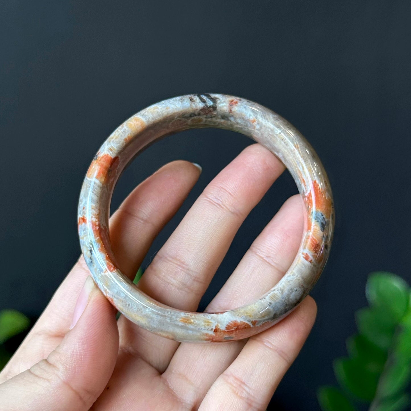 Coral Bangle Leaf Style Sie 56 mm