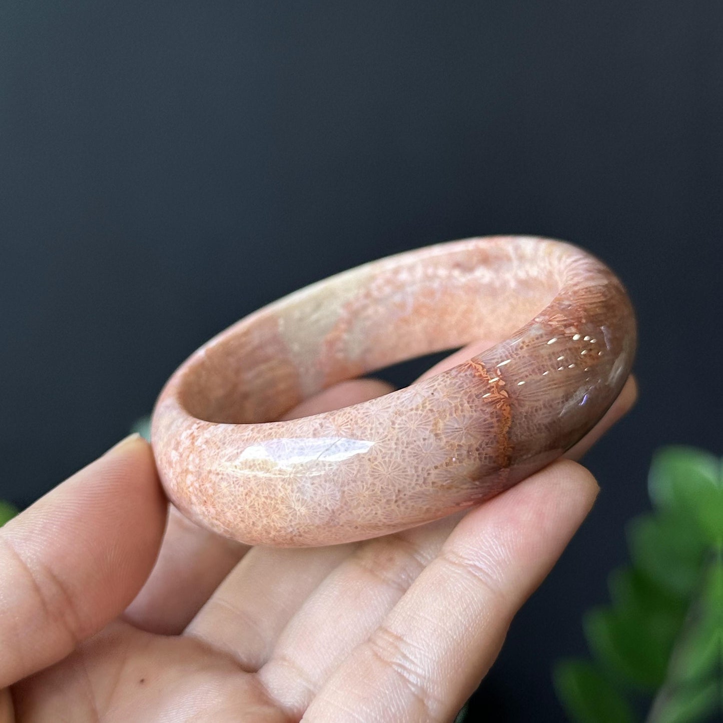 Coral Bangle Leaf Style Sie 57 mm