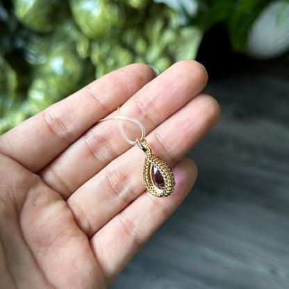 Tear Drop Amethyst Pendant In 10 k Yellow Gold and White Stone Setting