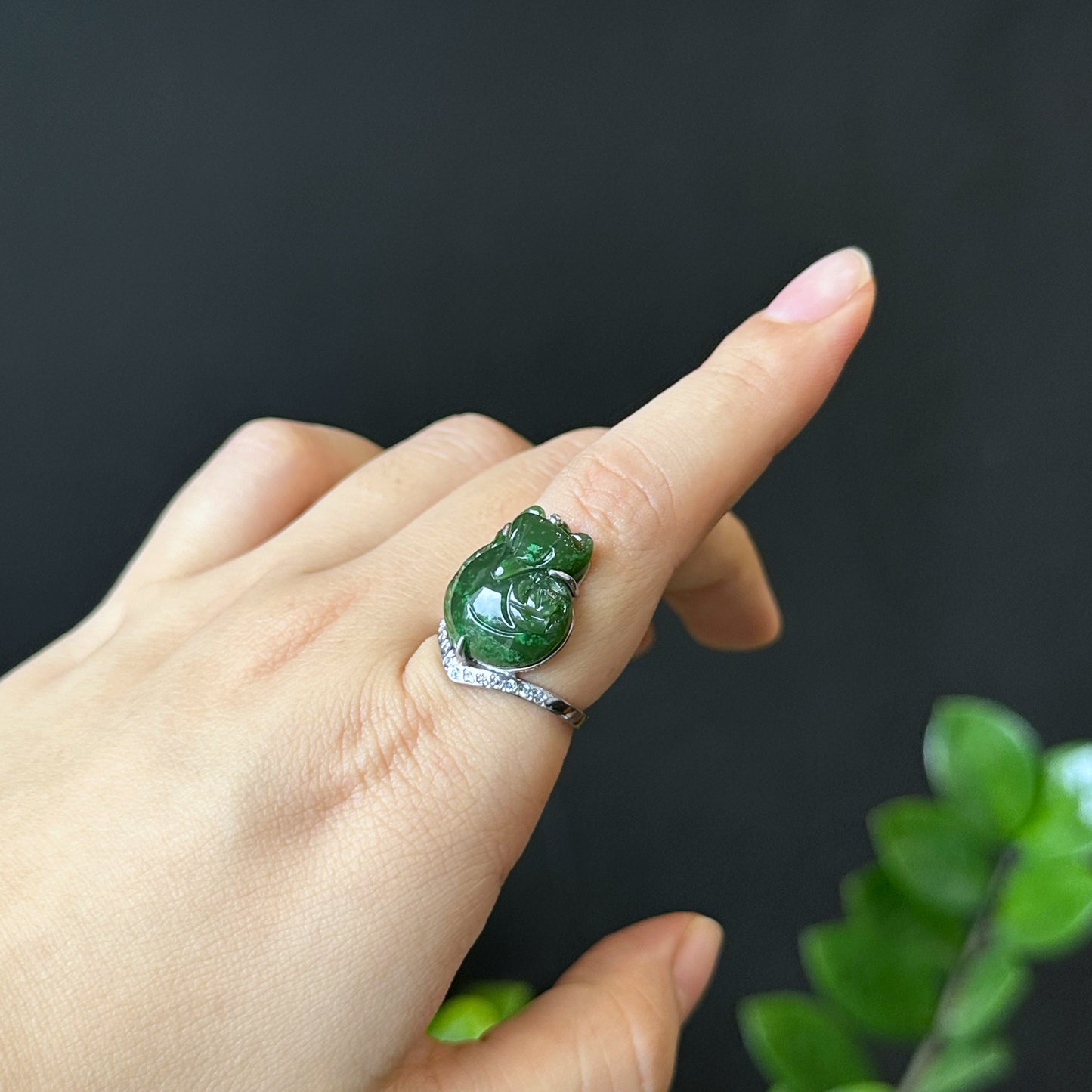 Ho Ly Nephrite Jade Ring In Silver Setting Size 1.75