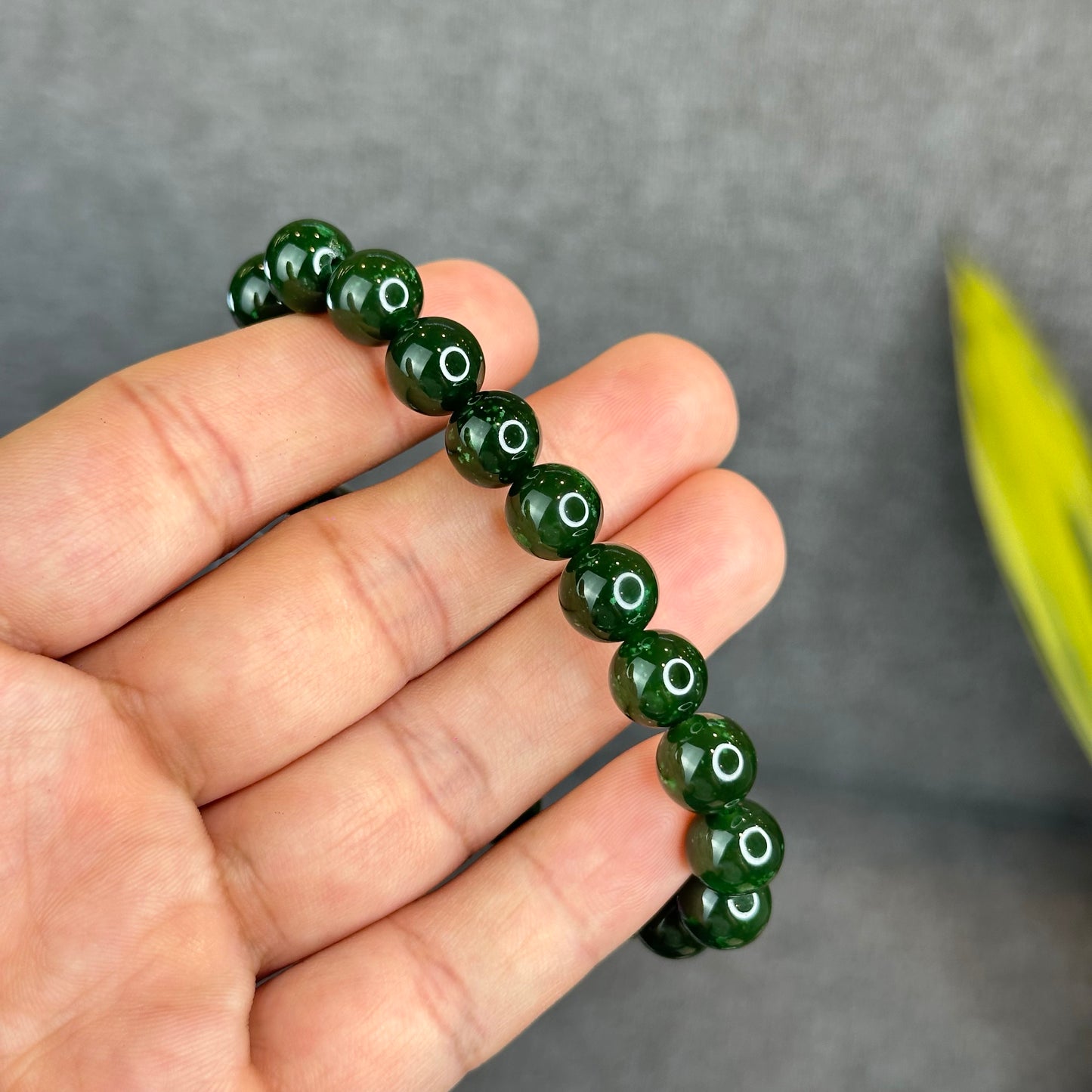 Natural Nephrite Jade Bracelet Size 9 mm - High Quality