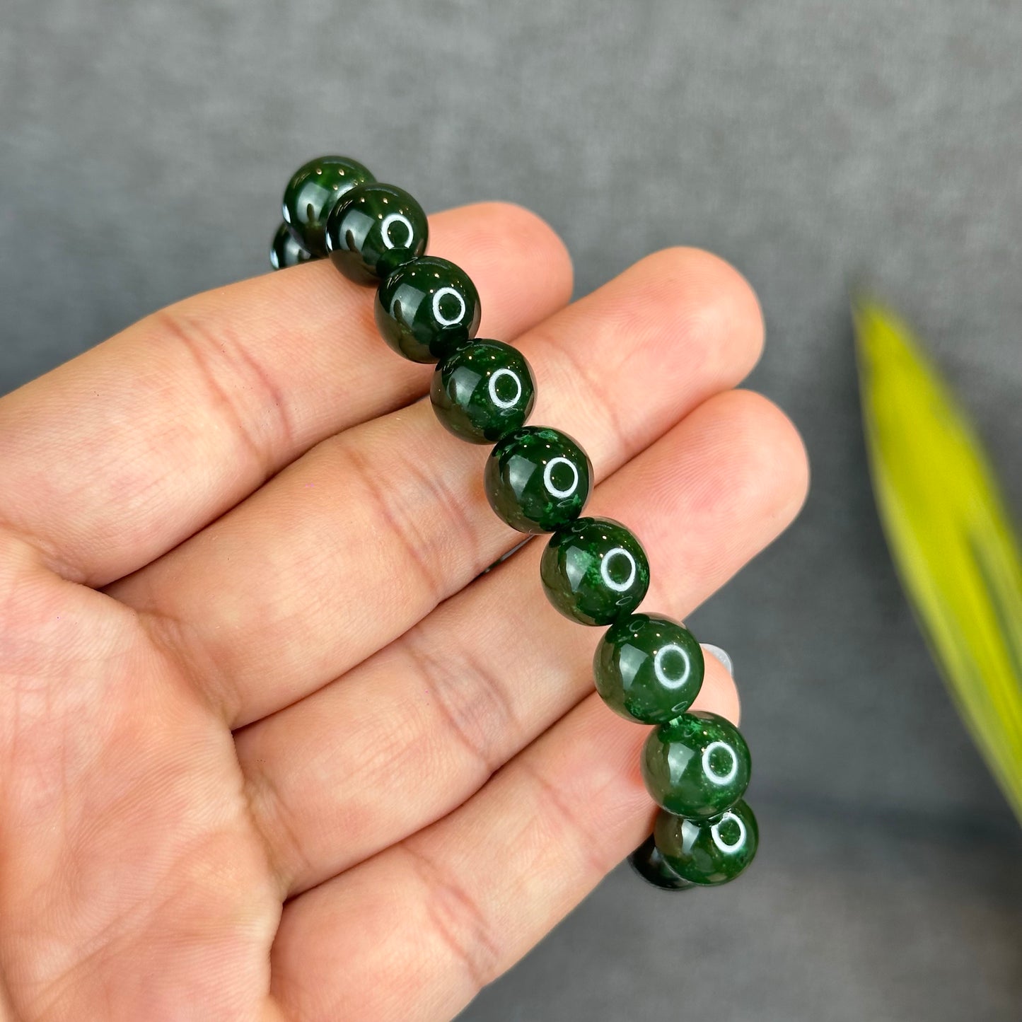 Natural Nephrite Jade Bracelet Size 10 mm - High Quality
