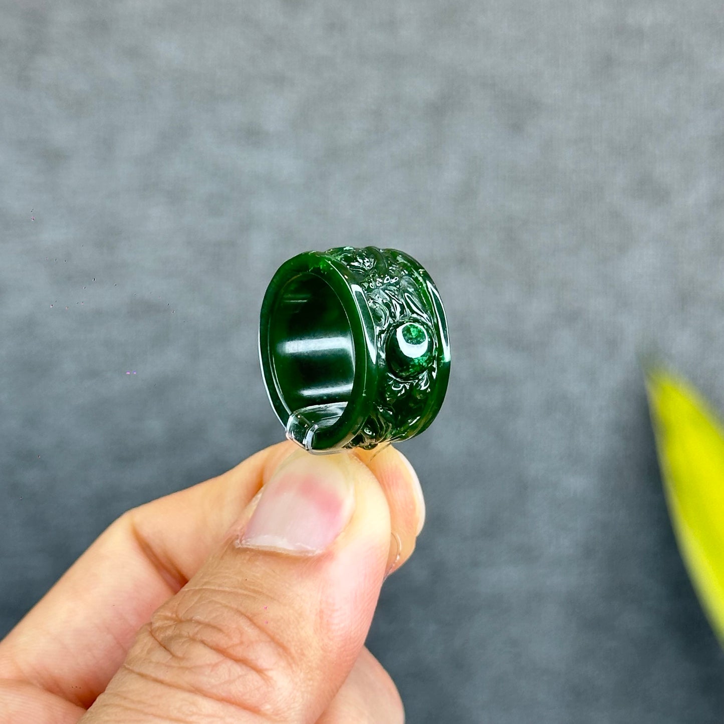 Natural Nephrite Jade Dragon High Quality Ring Size 1.7