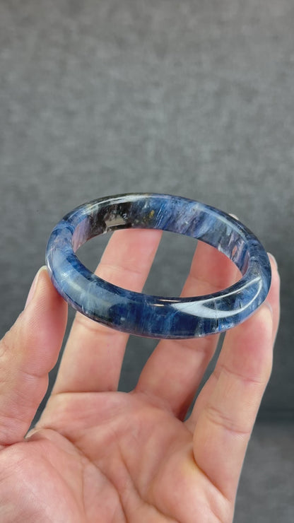 Natural Blue Kyanite VIP Banlge size 55 mm