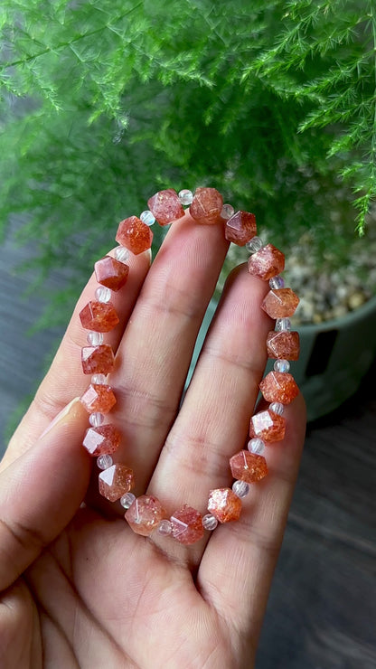 Natural Sunstone Bracelet Size 7 mm