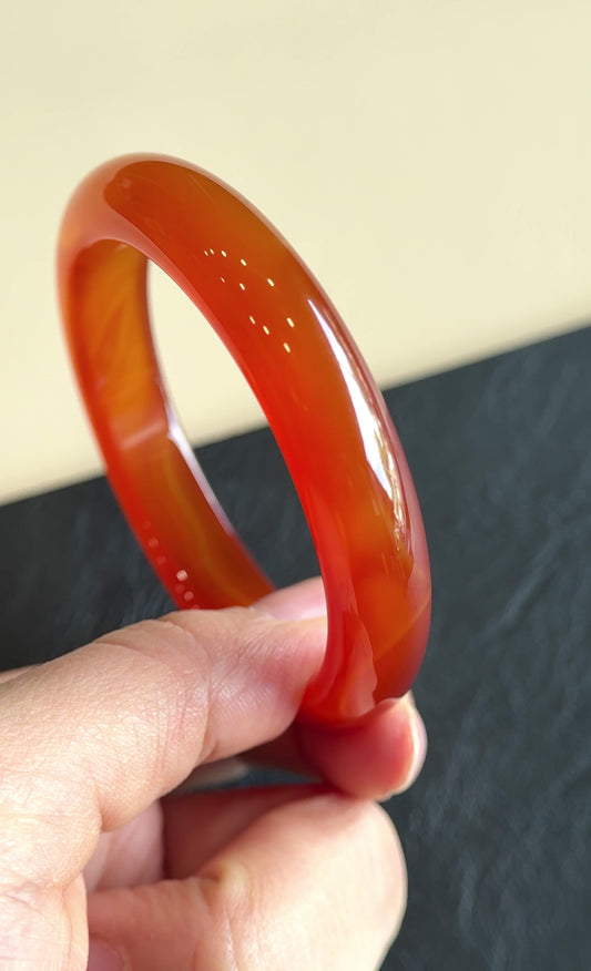 Natural Red Agate Bangle Leaf Style Size 51 mm