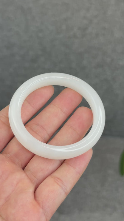 Natural Semi-Translucent White Hetian Nephrite Jade Bangle Leaf Style Size 50.5 mm