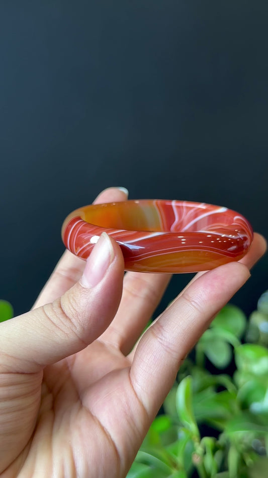 Natural Red Agate Bangle Leaf Style Size 56 mm