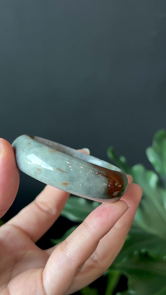 Natural Jadeite Jade Bangle Leaf Style Size 49 mm