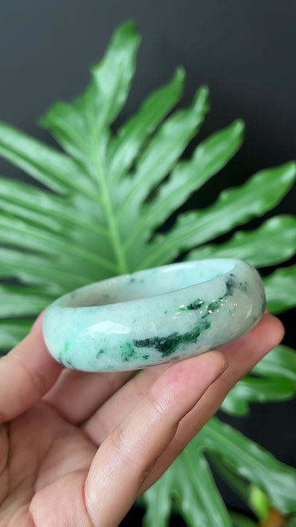 Natural Jadeite Jade Bangle Leaf Style Size 55 mm