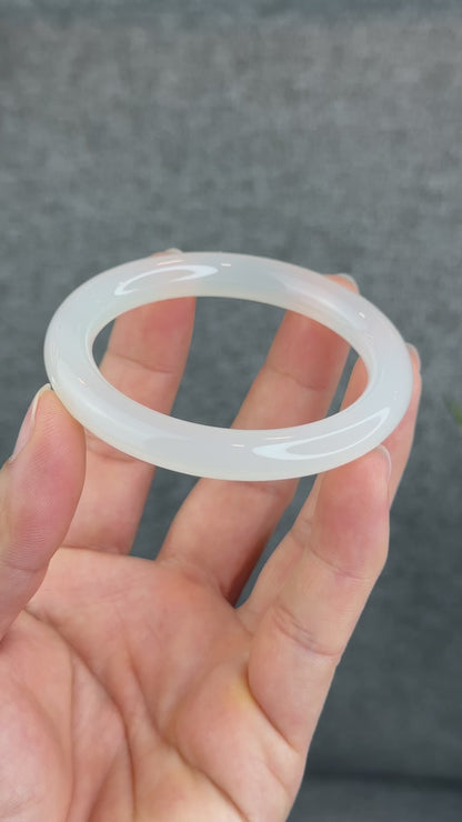 Bracelet jonc calcédoine ivoire style baguette taille 53 mm