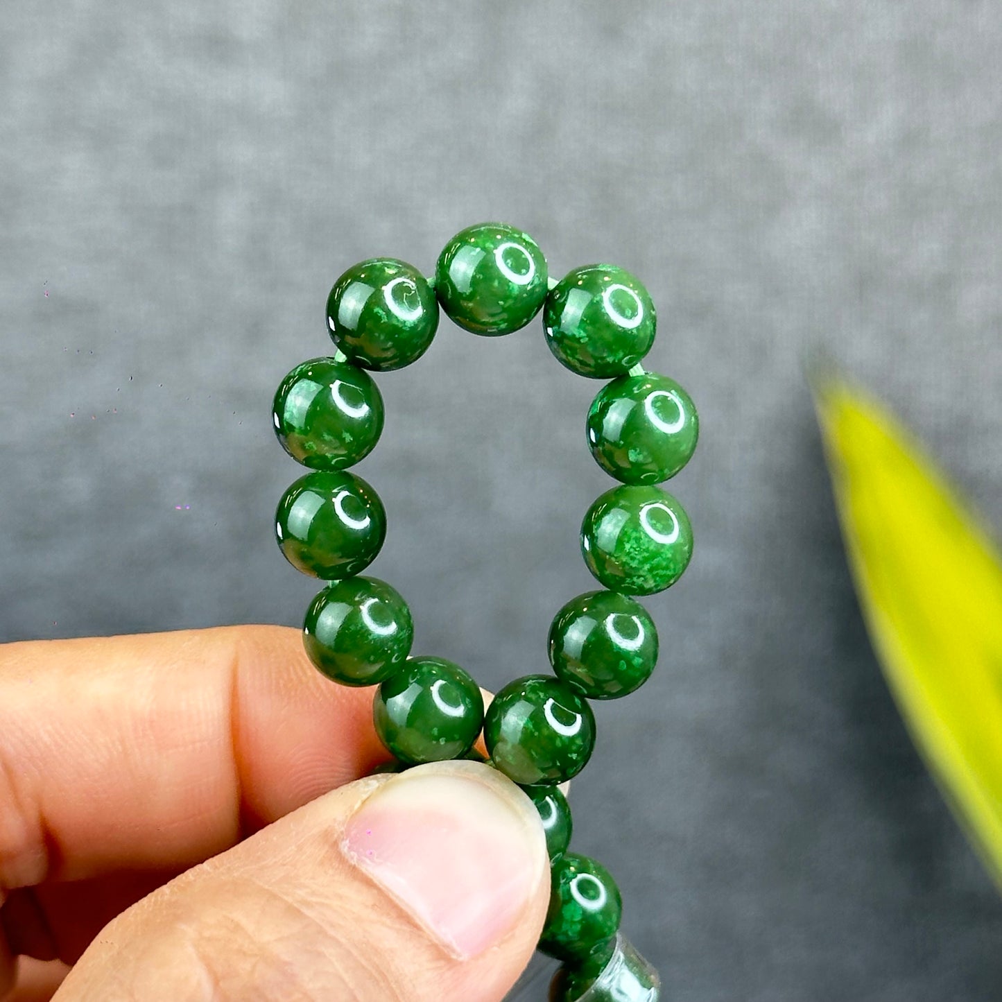 Natural Nephrite Jade Bracelet Size 8 mm - High Quality