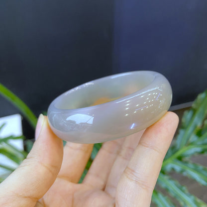 Agate Bangle Leaf Style Size 54 mm.