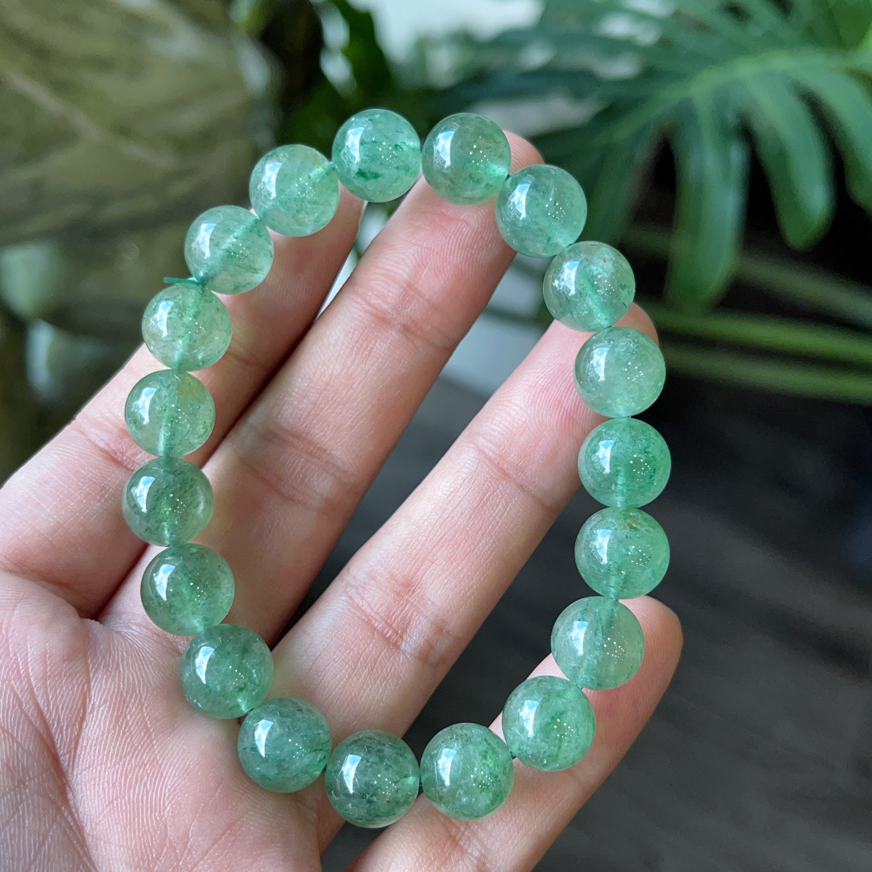 Green strawberry quartz bracelet outlet