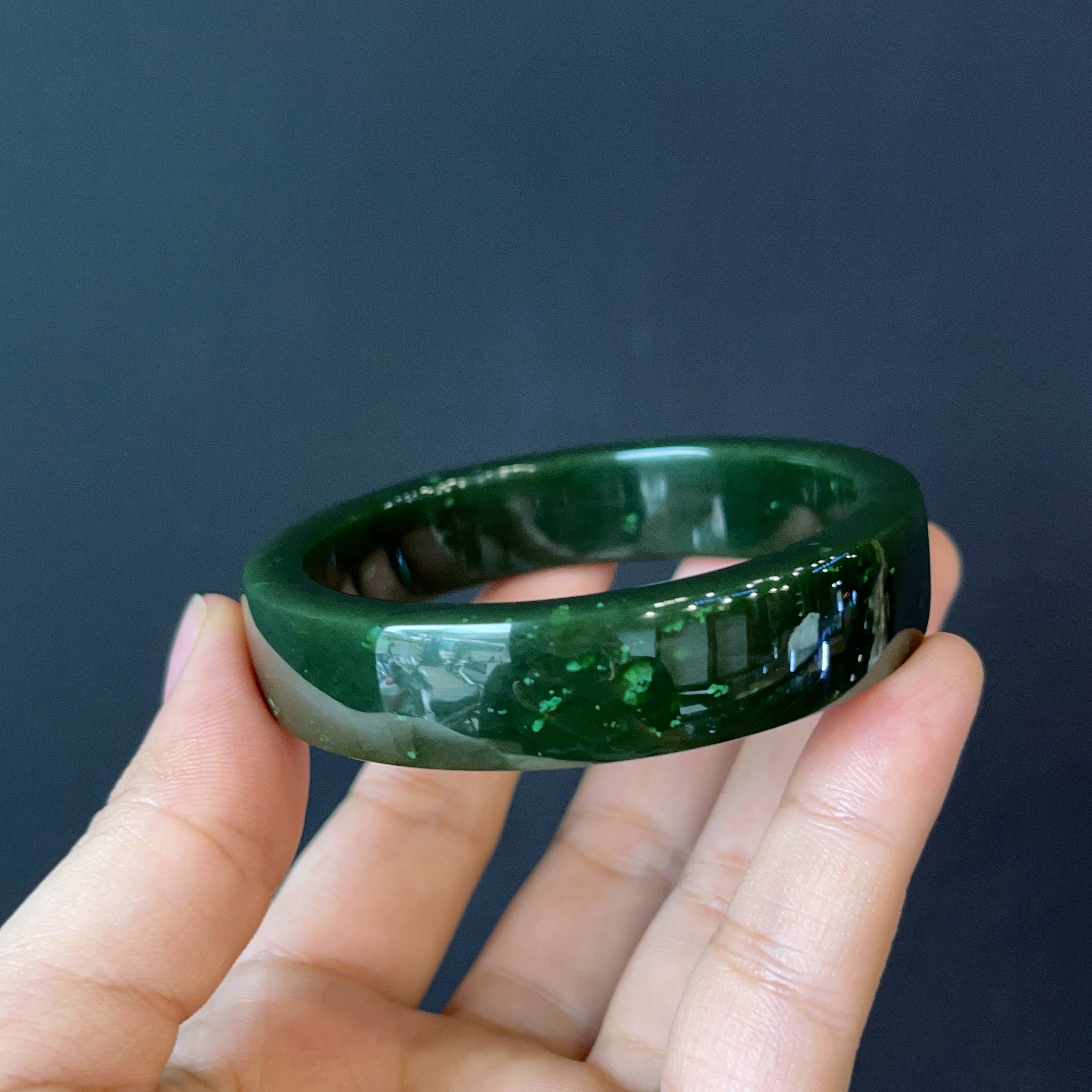 Green Jade unisex Natural Crystal Stone Bracelet . – Reshamm Crystal Vastu