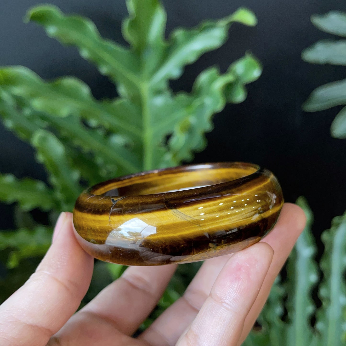 Natural Tiger Eye Bangle Leaf Style Size 56 mm