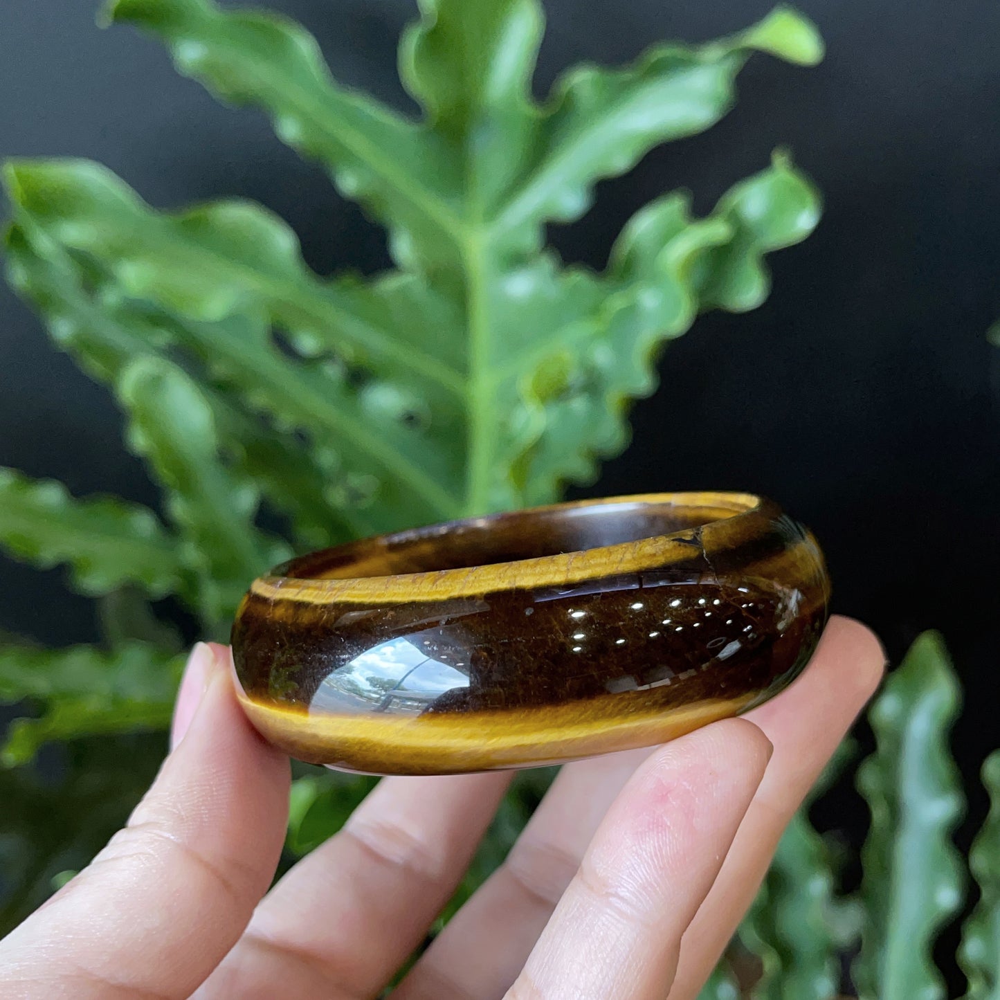Natural Tiger Eye Bangle Leaf Style Size 56 mm