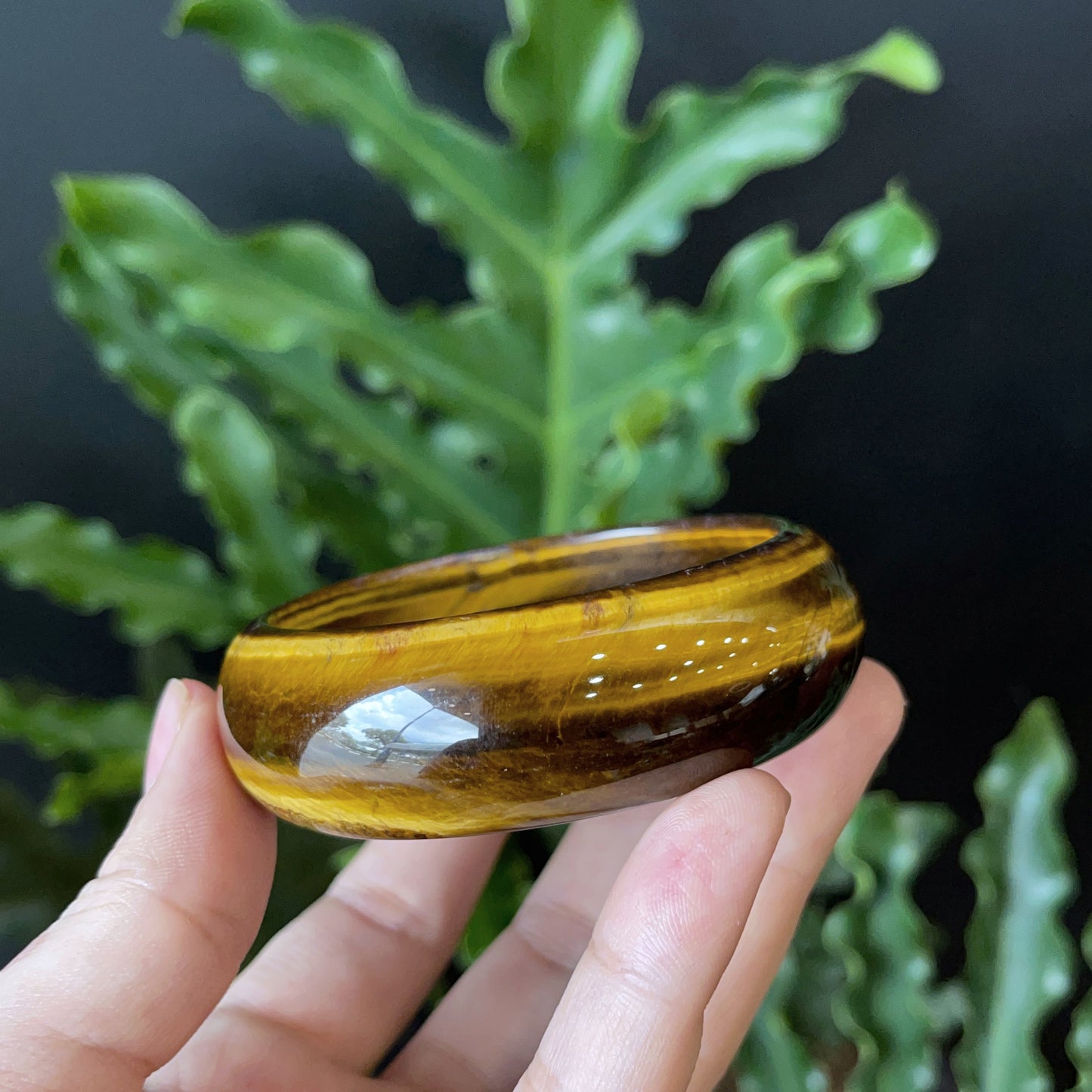 Natural Tiger Eye Bangle Leaf Style Size 56 mm