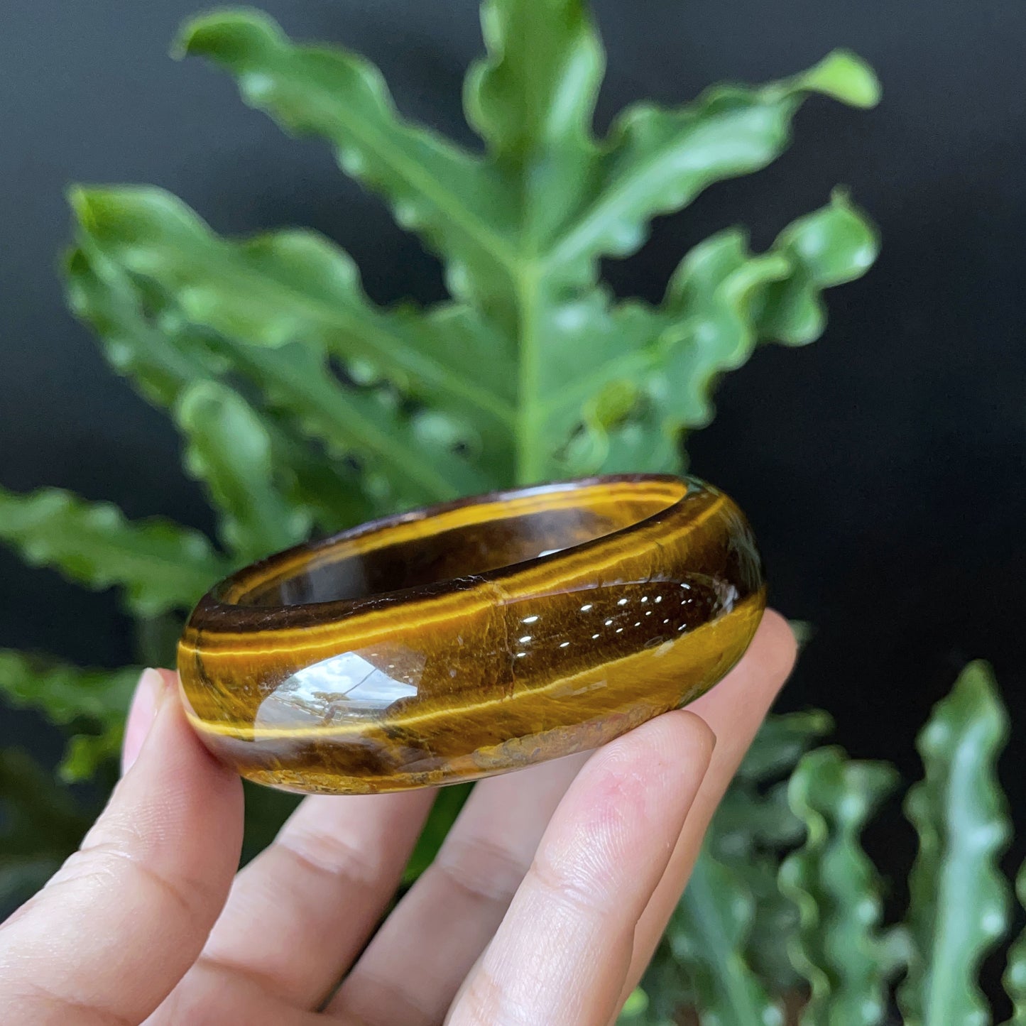 Natural Tiger Eye Bangle Leaf Style Size 56 mm