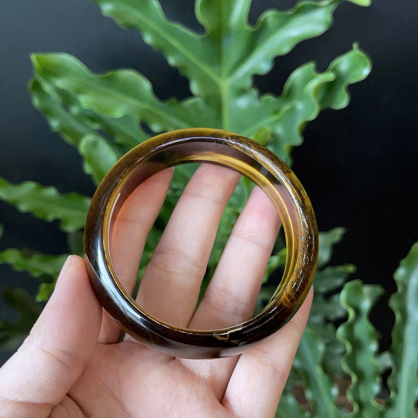 Natural Tiger Eye Bangle Leaf Style Size 56 mm