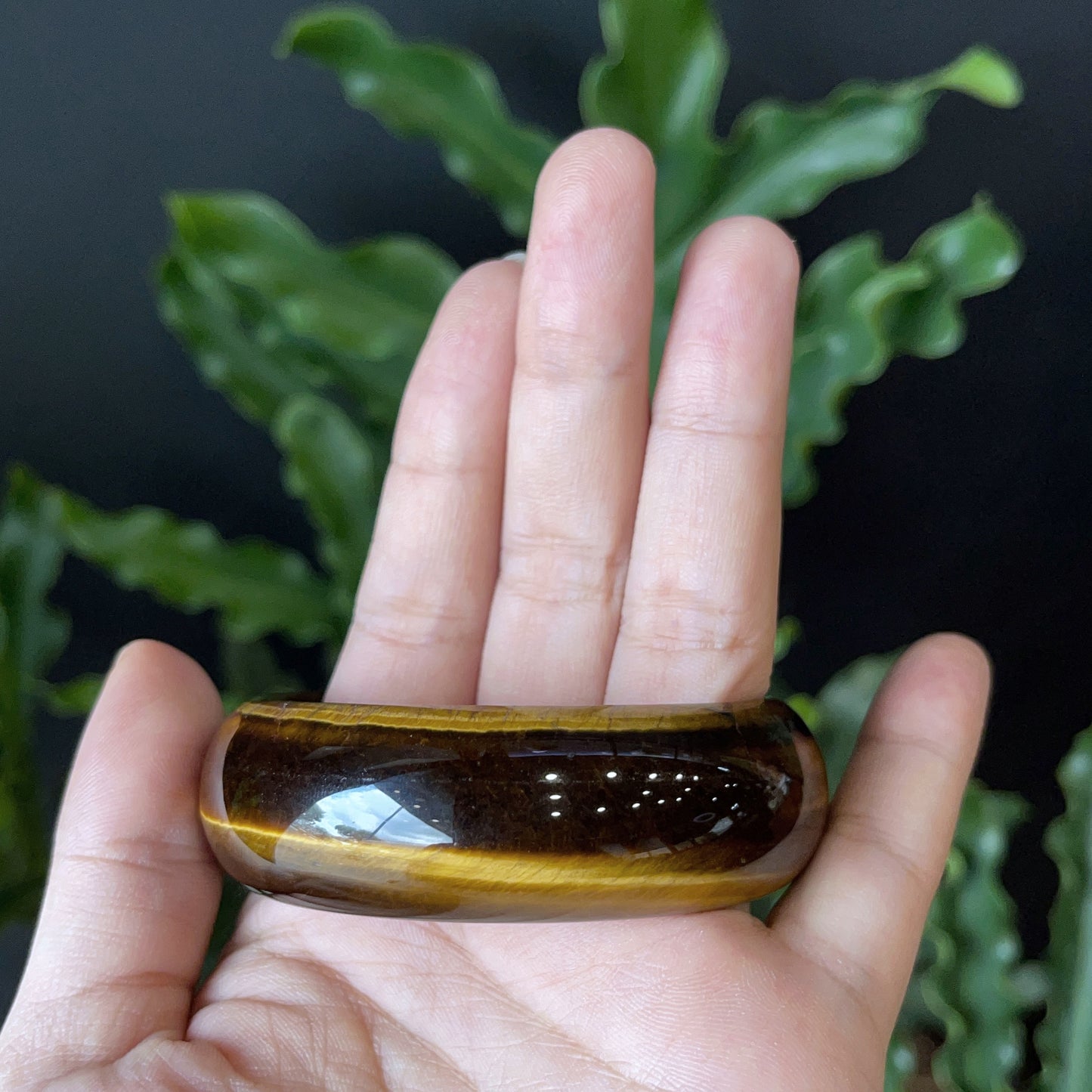 Natural Tiger Eye Bangle Leaf Style Size 56 mm