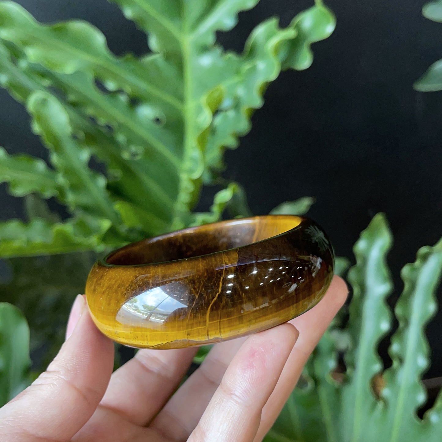 Natural Tiger Eye Bangle Leaf Style Size 57 mm