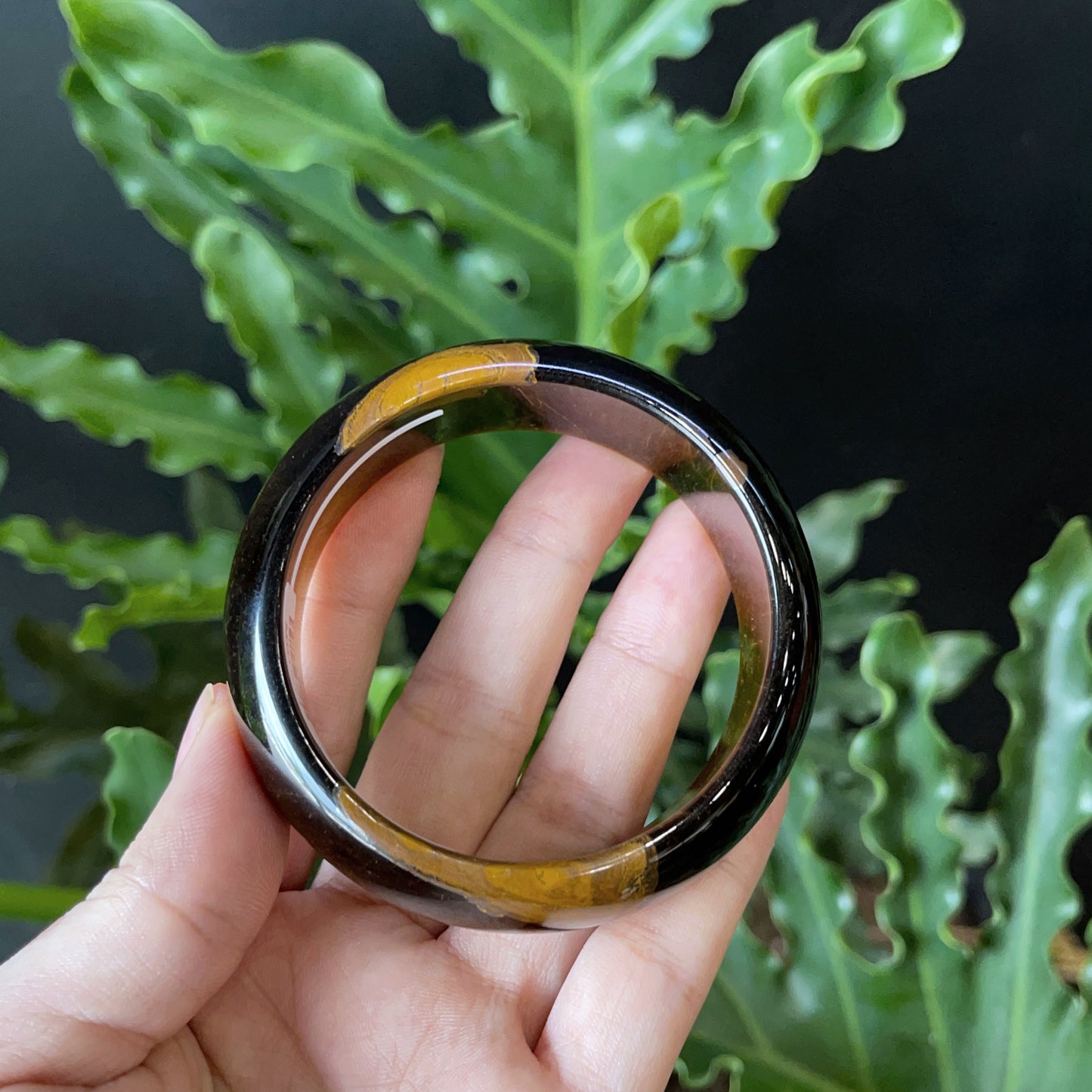 Natural Tiger Eye Bangle Leaf Style Size 57 mm