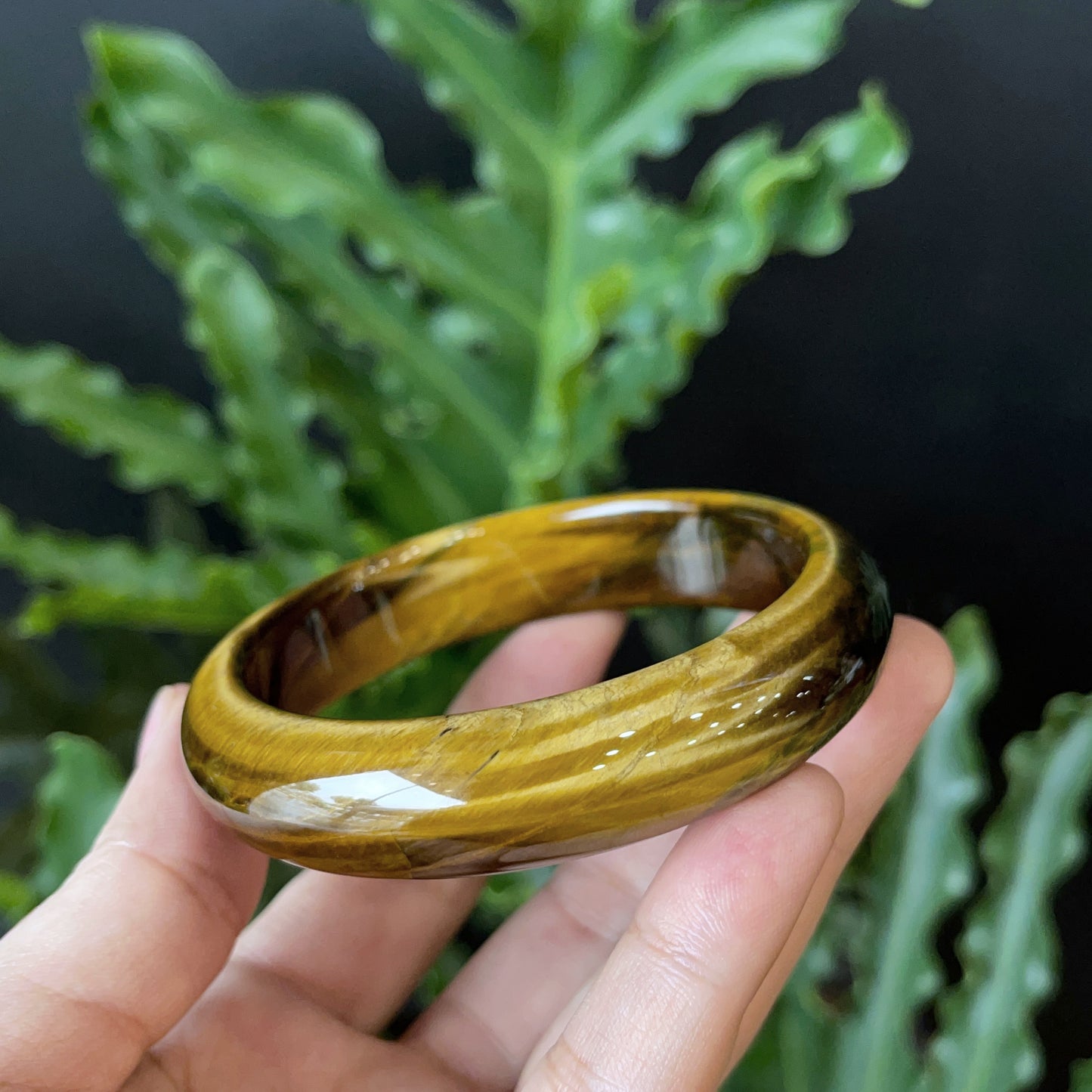 Natural Tiger Eye Bangle Leaf Style Size 60 mm