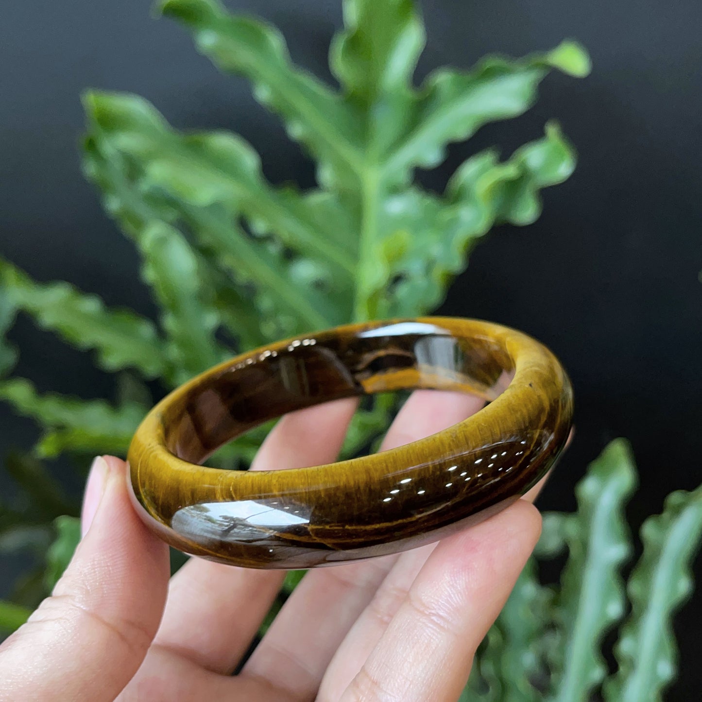 Natural Tiger Eye Bangle Leaf Style Size 60 mm
