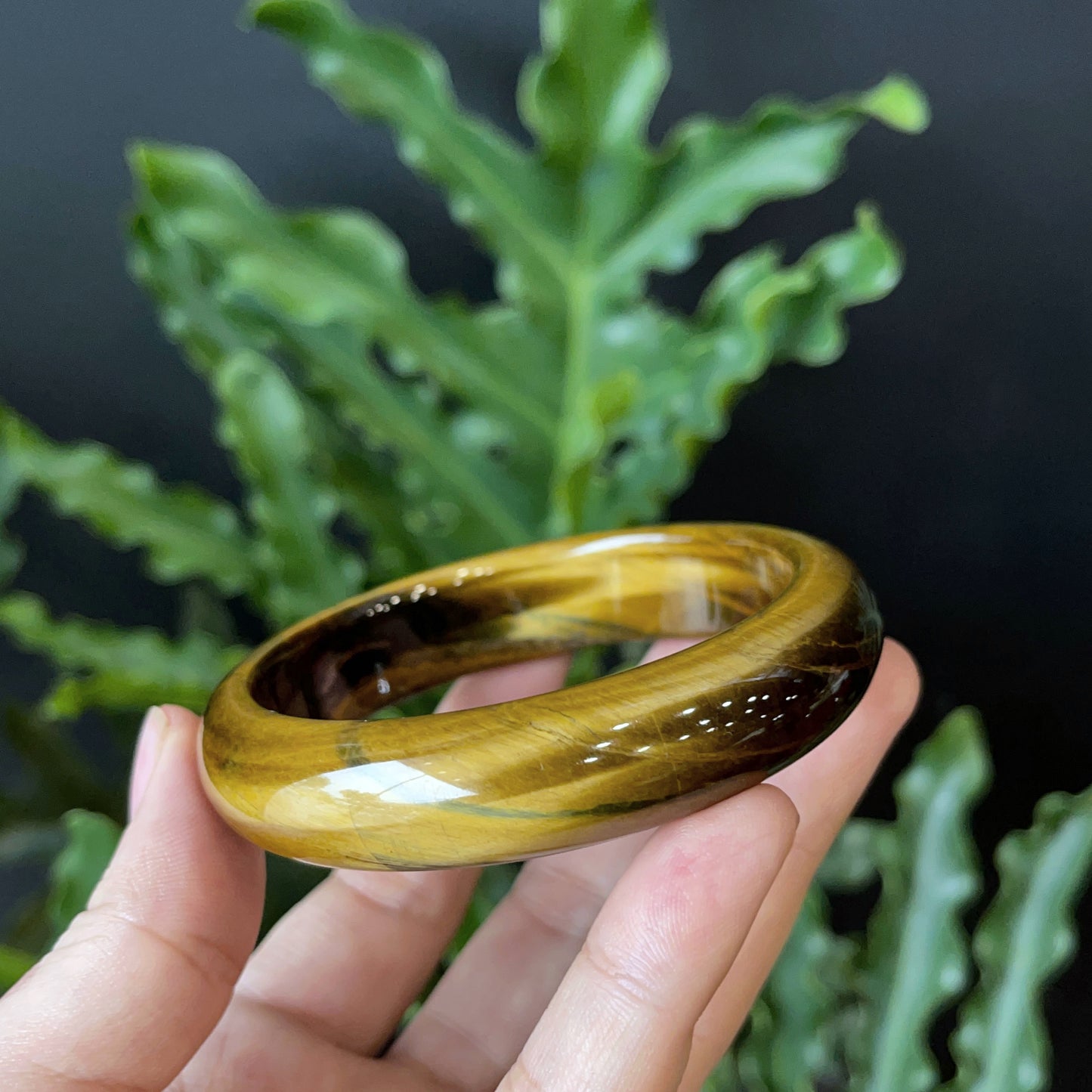 Natural Tiger Eye Bangle Leaf Style Size 60 mm