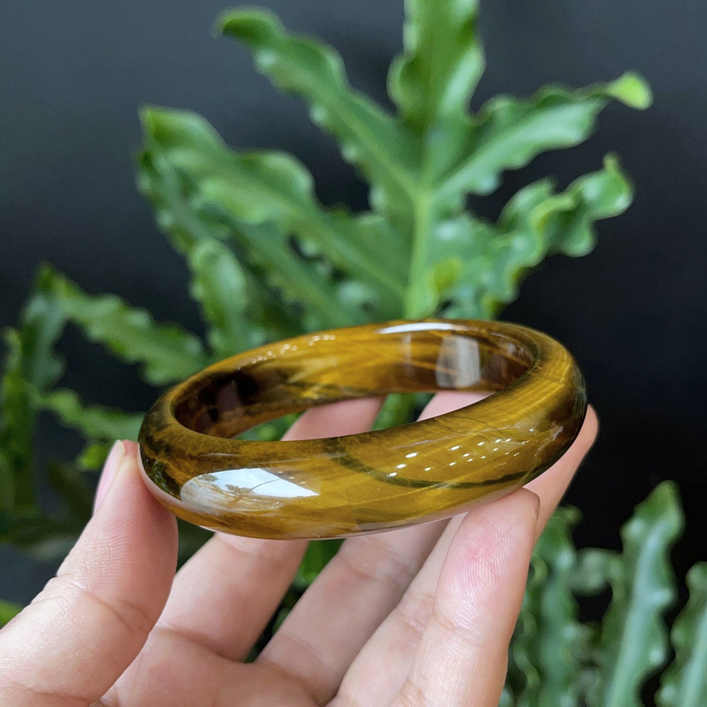 Natural Tiger Eye Bangle Leaf Style Size 60 mm