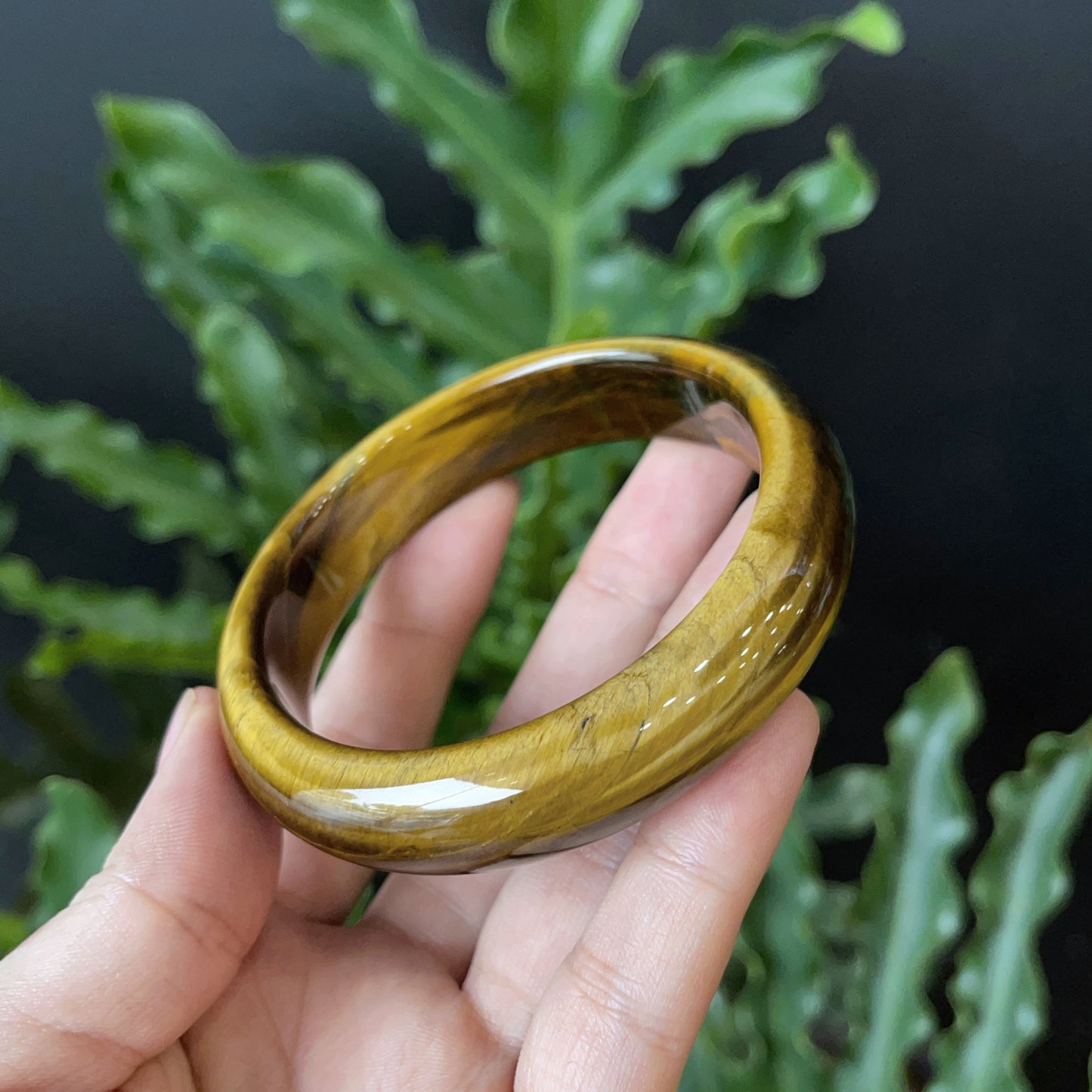 Natural Tiger Eye Bangle Leaf Style Size 60 mm