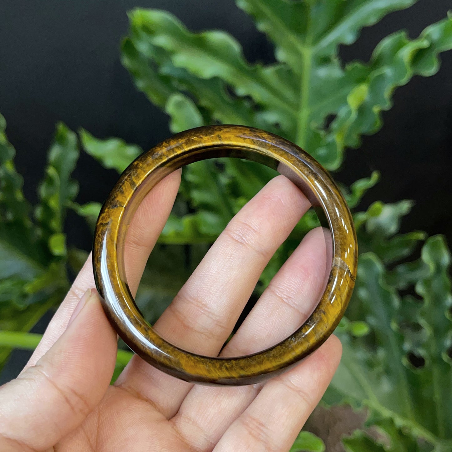 Natural Tiger Eye Bangle Leaf Style Size 54 mm