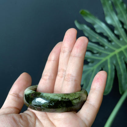 Natural Serpentine Bangle Leaf Style Size 50 mm