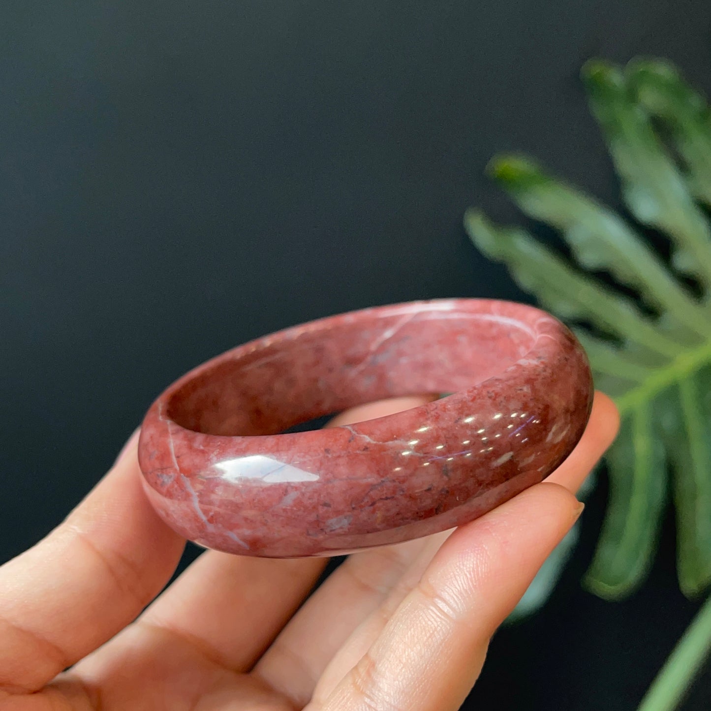 Natural Serpentine Bangle Leaf Style Size 56 mm