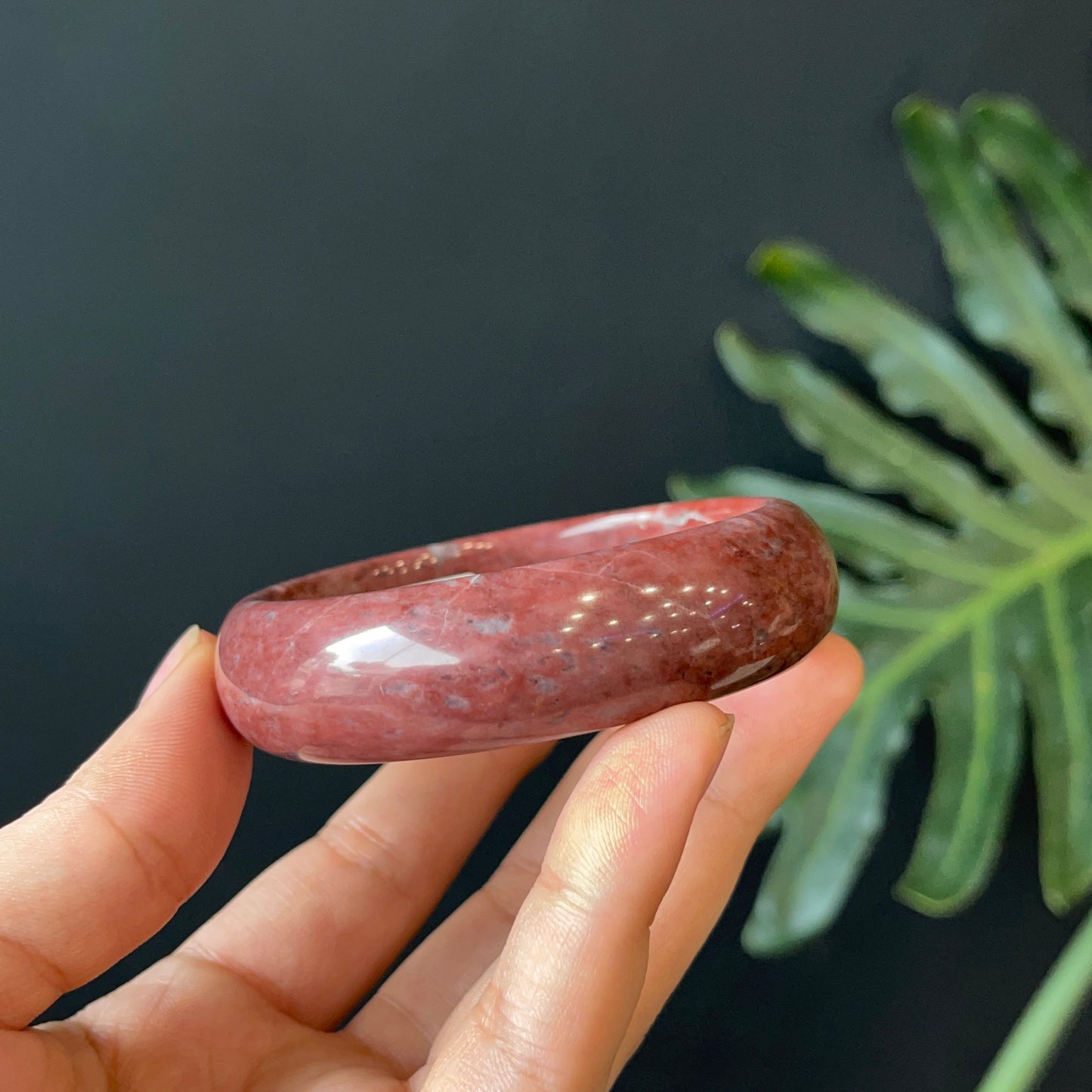 Natural Serpentine Bangle Leaf Style Size 56 mm