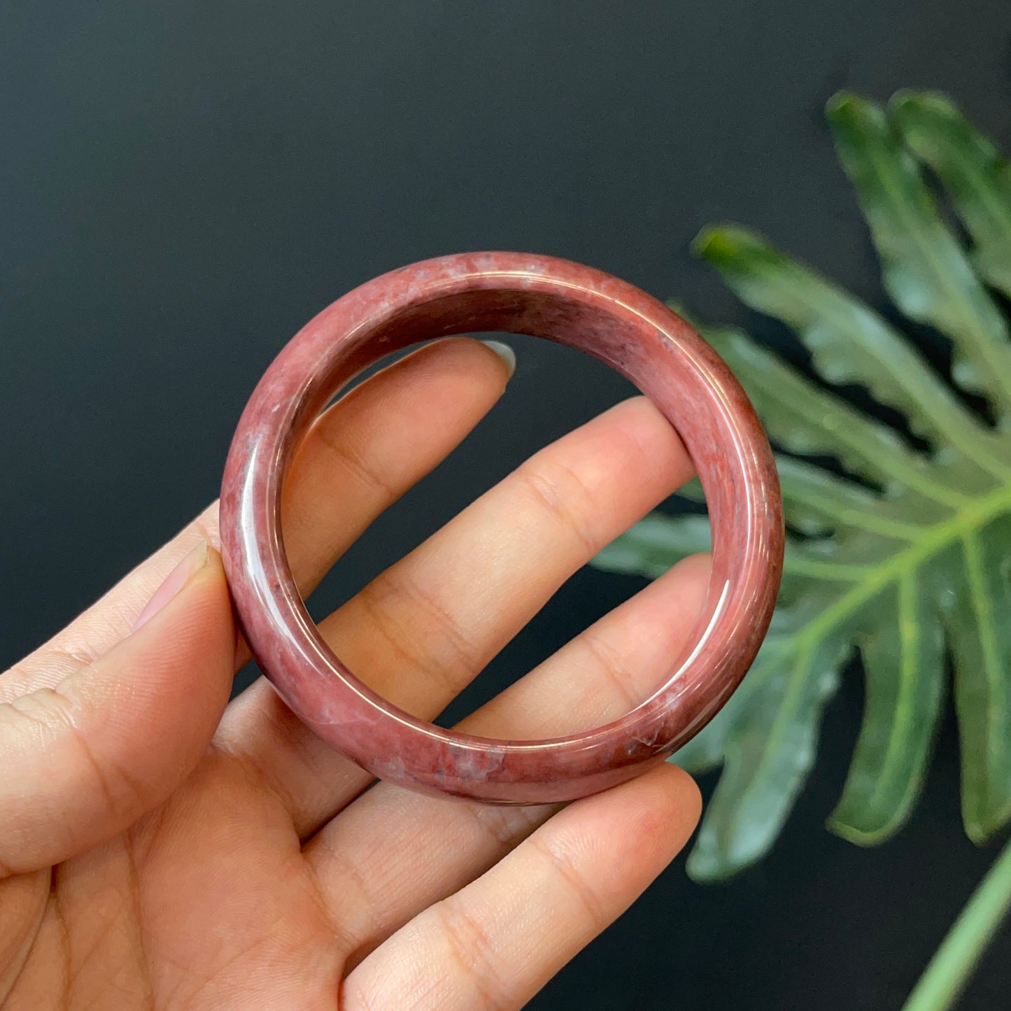 Natural Serpentine Bangle Leaf Style Size 56 mm