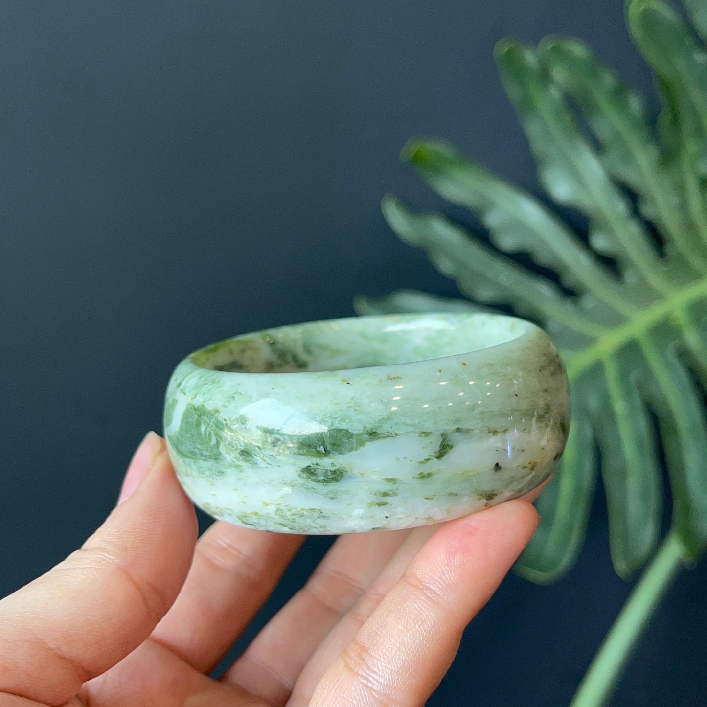Natural Serpentine Bangle Leaf Style Size 56 mm