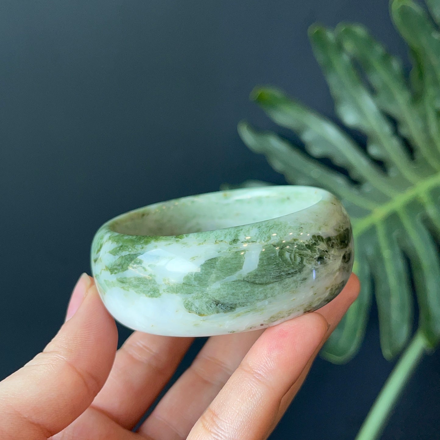 Natural Serpentine Bangle Leaf Style Size 56 mm