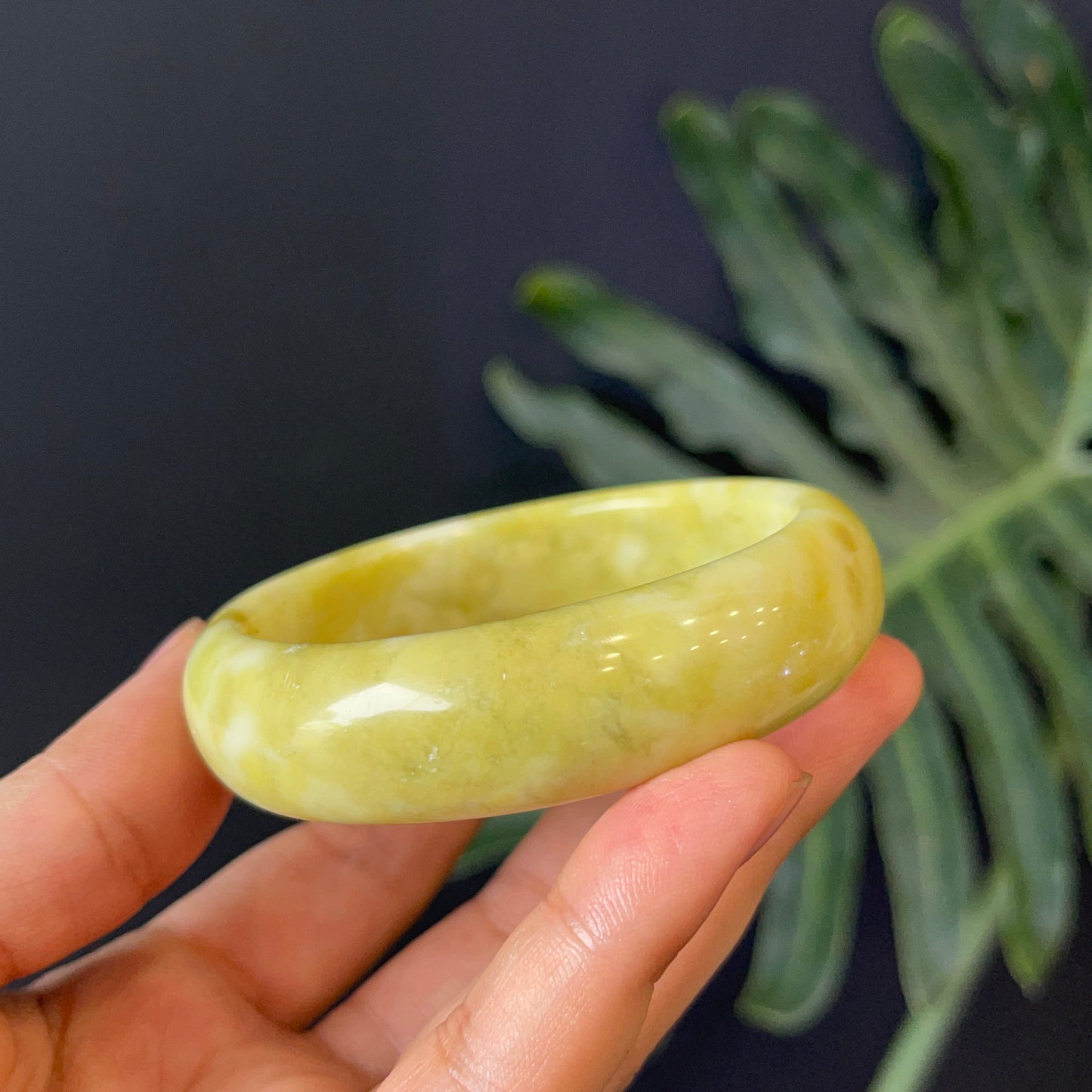 Natural Serpentine Bangle Leaf Style Size 55 mm