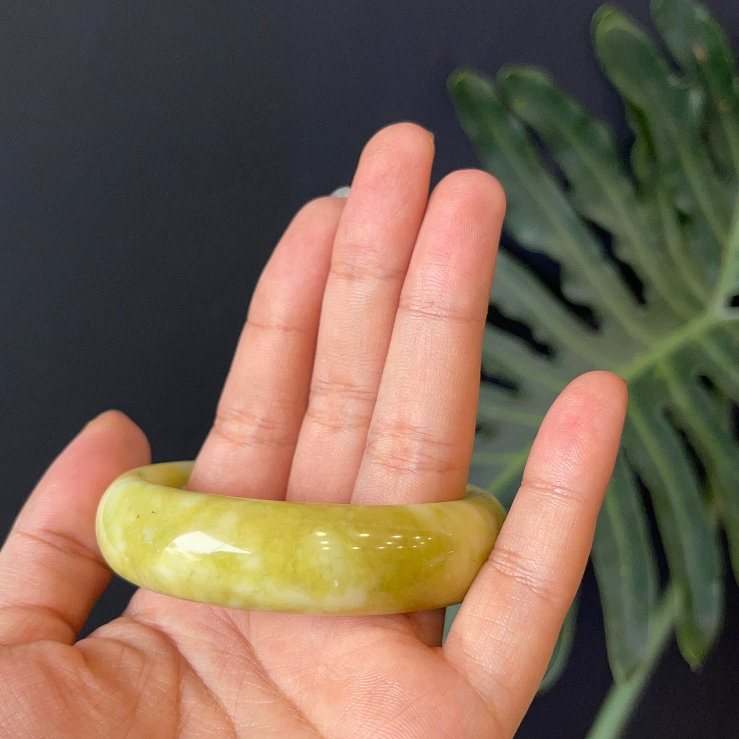 Natural Serpentine Bangle Leaf Style Size 55 mm