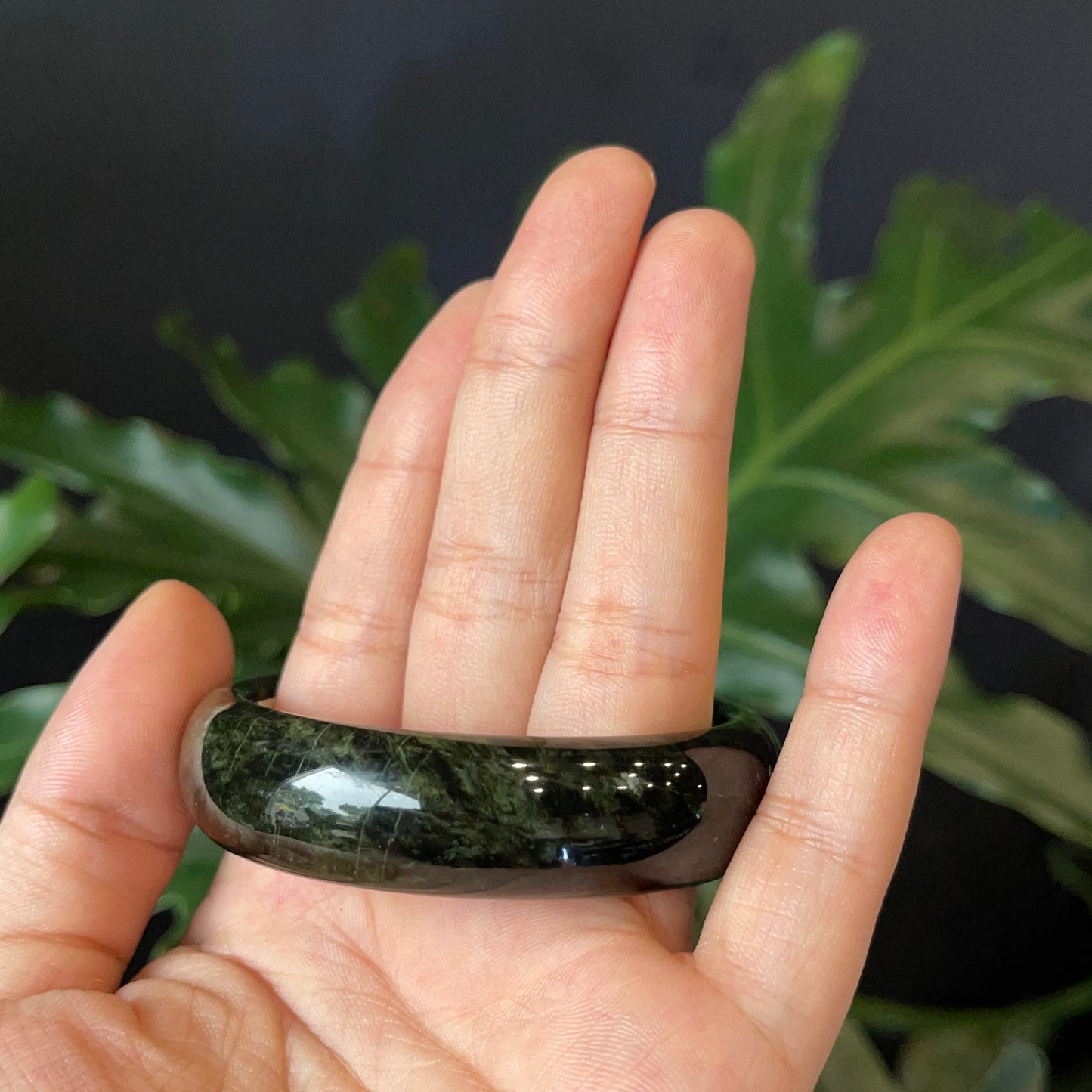 Serpentine Bangle Leaf Style Size 52 mm