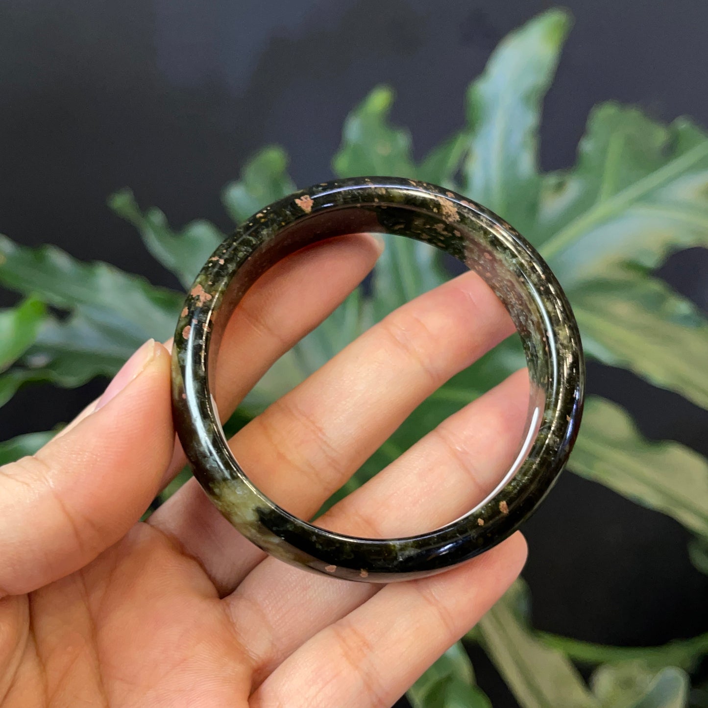 Serpentine Bangle Leaf Style Size 52 mm